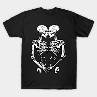 skeletons love T-Shirt